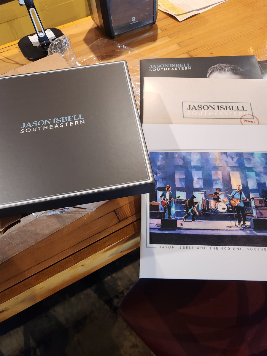 Boo!! hicks ( He/Snarf) tweet media