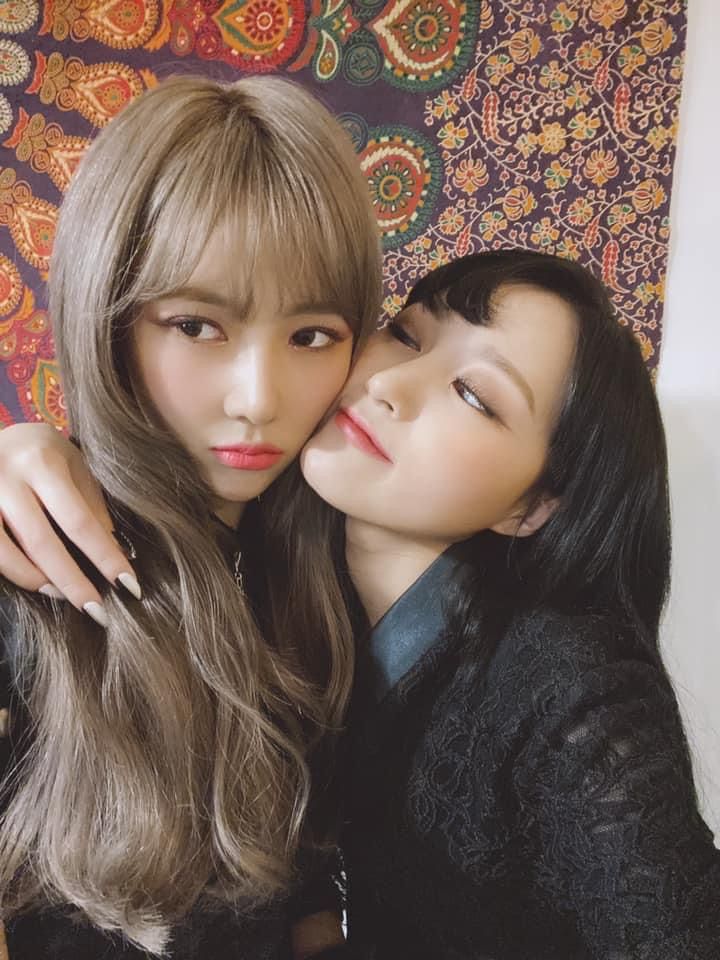 생일 축하해요 🎉🎂
오늘 하루 맛있는 거 많이 먹고 즐겁고 행복하게 보내요🥰
남은 추석 연휴도 밥 잘 먹고 잘 자고 건강하기! 
#HappySIYEONday🐺