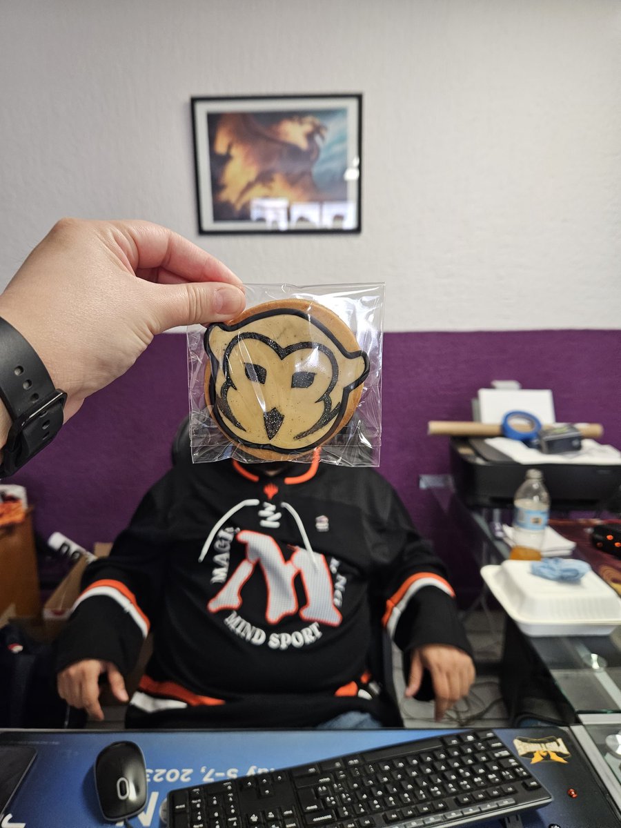 Judge Conference in <a href="/boardgeekz/">boardgeekz</a> is over. The workshop I presented went well (or at least I think it did), I learnt how to properly write my Cover Letter, and now I have Owl Lands and Owl cookies 😋 it was fun!
#mtgjudge #judgelife #judgeacademy <a href="/JudgeAcademy/">Judge Academy</a>