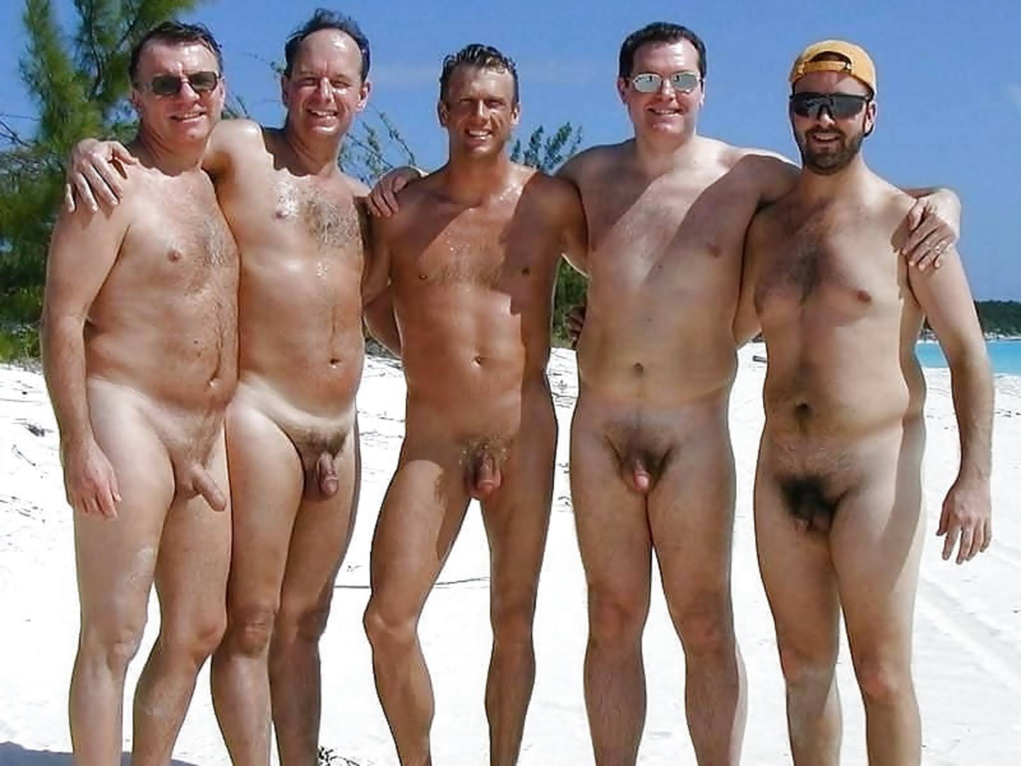 Nudegroup Jim Ratt в X: „Naked Dads #normalizenudity #normalisenudity #nudebeach  #nudedads #nudemale #malenude #nudegroup #publicnudity  https://t.co/p7g4obrewK“ / X