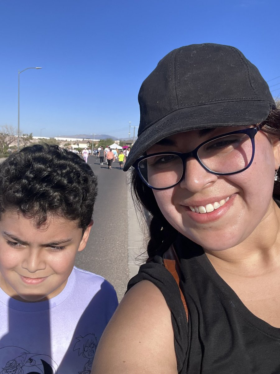 ERivas_AHS's tweet photo. Great morning at the Healthy Body Strong Mind 5K Color Run at the SAC! Representing Blazer Nation!!!  The AMERICAS cheer did a great job encouraging the runners!  #BlazerNation #TEAMSISD @Americas_HS #BetterTogether https://t.co/m1PlKA0Eyx