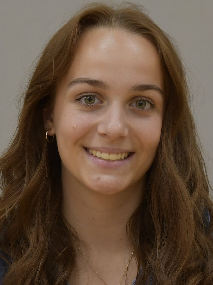 WhitmanWBB's tweet photo. Next up #7 Mikayla Eadie 2027 from Victoria, BC and Belmont HS. She is a Biology major. 
Mikayla loves cats and would like to see Tokyo. 
Her favorite TV show is The 100 and her go-to karaoke song is “Baby”. https://t.co/tlu83L2pBP