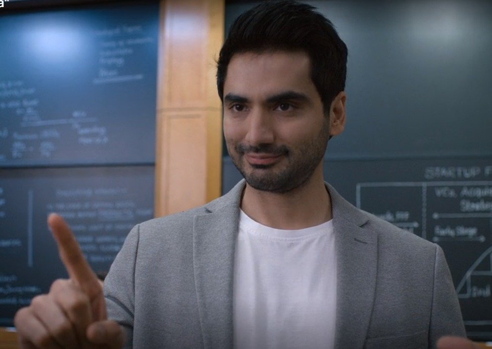 RianshYushi's tweet photo. #TumseNaHoPayega 

What a brilliant and relatable movie! Infact the very first scene hits really hard. The movie will make you laugh, cry and so much more, a full package with a beautiful message.

 @IshwakSingh killed it as Gaurav, amazing performance throughout the movie. 👏❤️ https://t.co/kS0Atw67mx