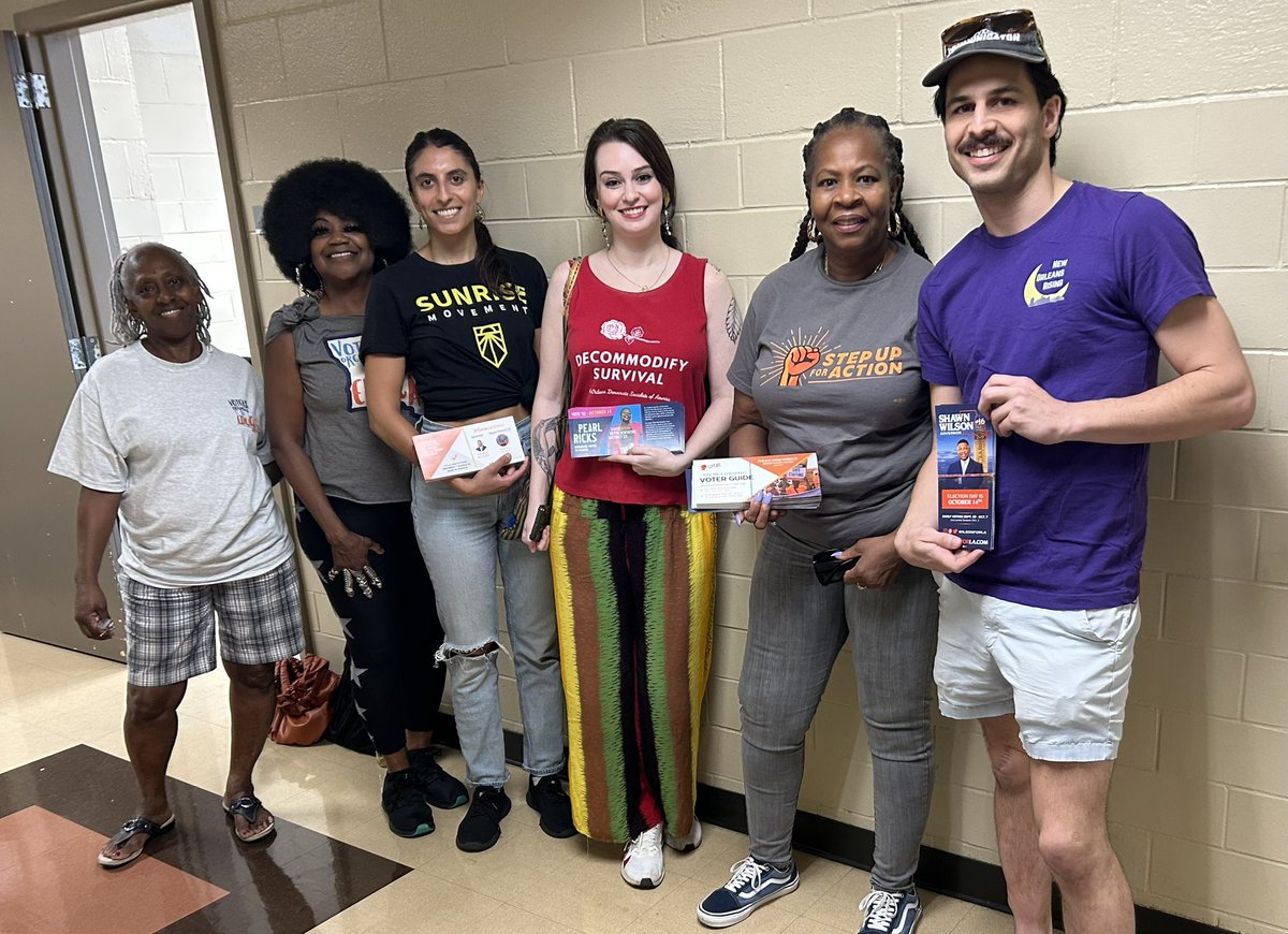 nolarisingpac's tweet photo. When we canvass together, we win together @StepUpForAction @NewOrleansDSA @justice_votes @SunriseNOLA #lalege #lagov https://t.co/pRy57qrGVr
