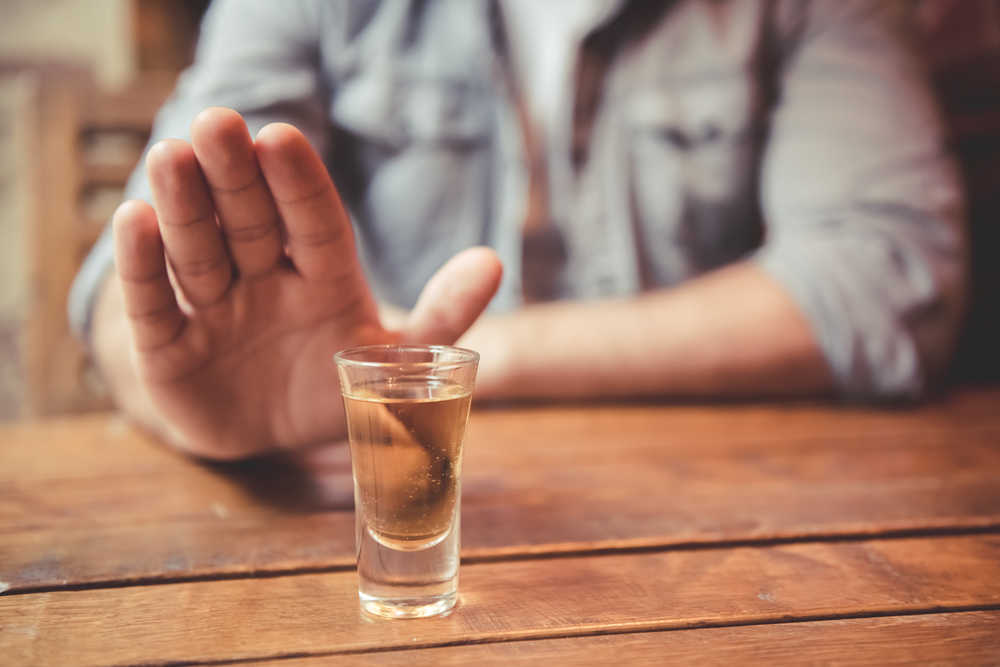 Virgili7's tweet photo. Recomanació de #boncatalà del 30 de setembre:

El mot AIGUADER vol dir tres coses:
• Qui no beu ni vi ni altres begudes alcohòliques (més genuí que "abstemi").
• Qui tragina aigua o en ven.
• Encarregat de les fonts o de la distribució d'aigua.

Feu-ho córrer, si us plau! https://t.co/D5Qp0cGGxn