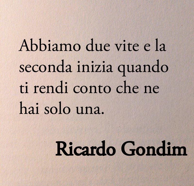 Ho contato i miei anni e ho scoperto che ho meno tempo per vivere da qui in poi rispetto a quello che ho vissuto fino ad ora. Mi sento come quel bambino che ha vinto un pacchetto di dolci: i primi li ha mangiati con piacere, ma quando ha compreso che ne erano rimasti pochi ha