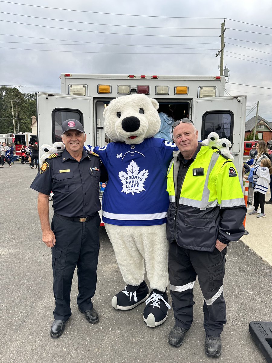 SJAElgin's tweet photo. SJA MFRs at the 2023 Hockey Ville in West Lorne! What a great event!
 
Interested in joining? Send us an email: sjastthomas@gmail.com https://t.co/L9n48bpgeq