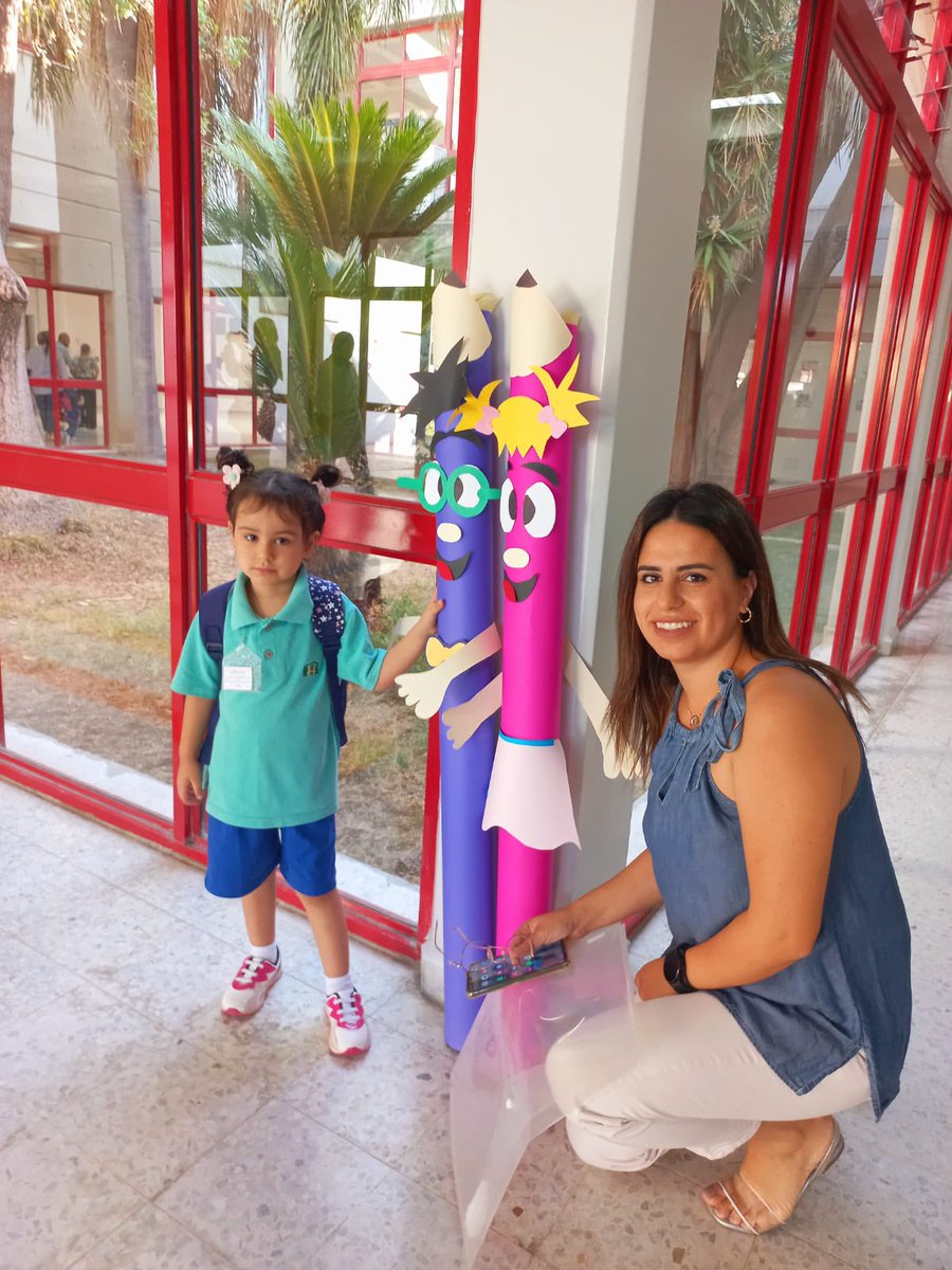 RHHS_Preschool's tweet photo. Back to school 🏫👍👍 https://t.co/VvMLDTaeb0
