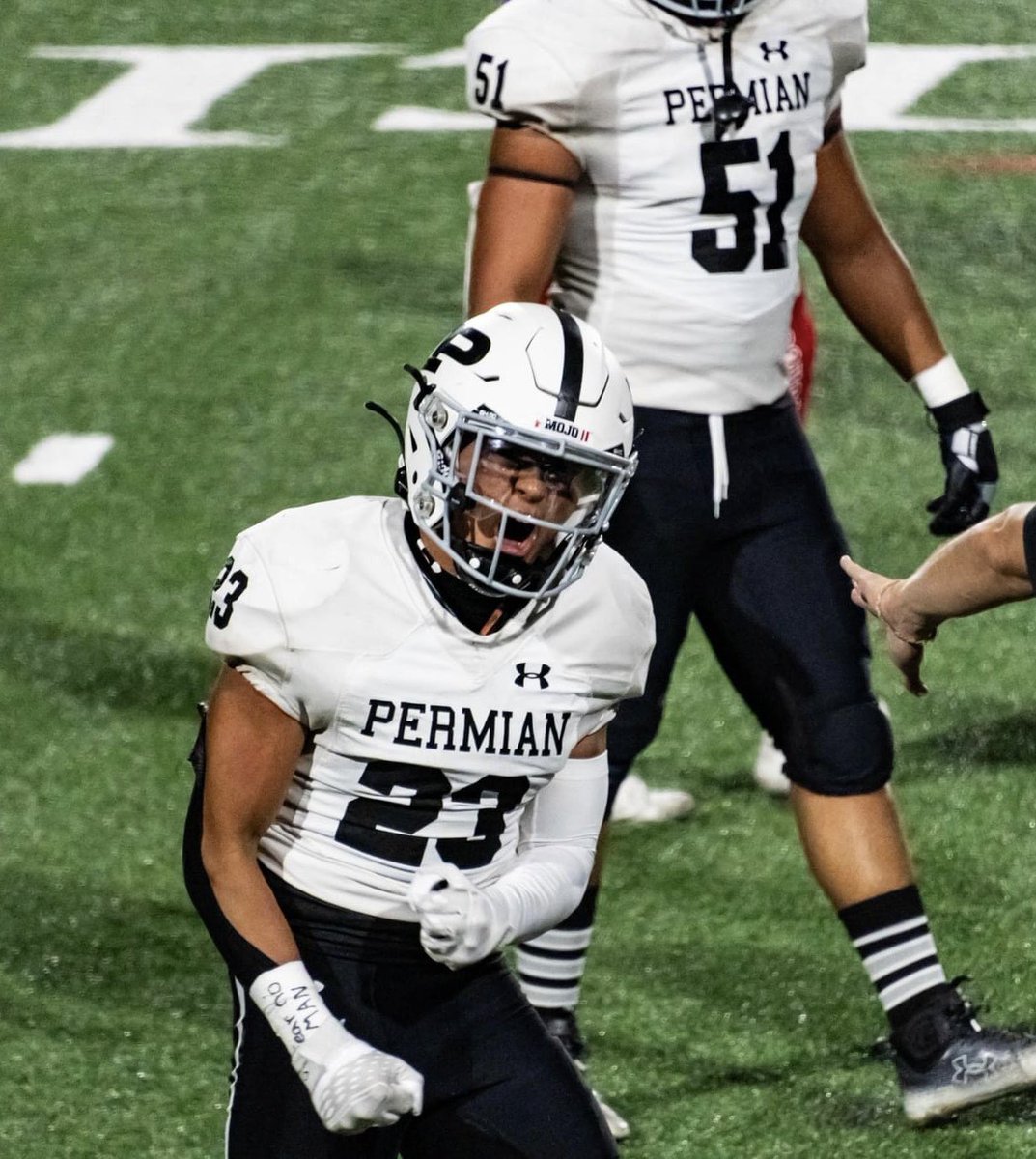 calebcruz2027's tweet image. Blessed to turn 15 years old today 🙏🏽😇 #nextchapter #cruzcontrol