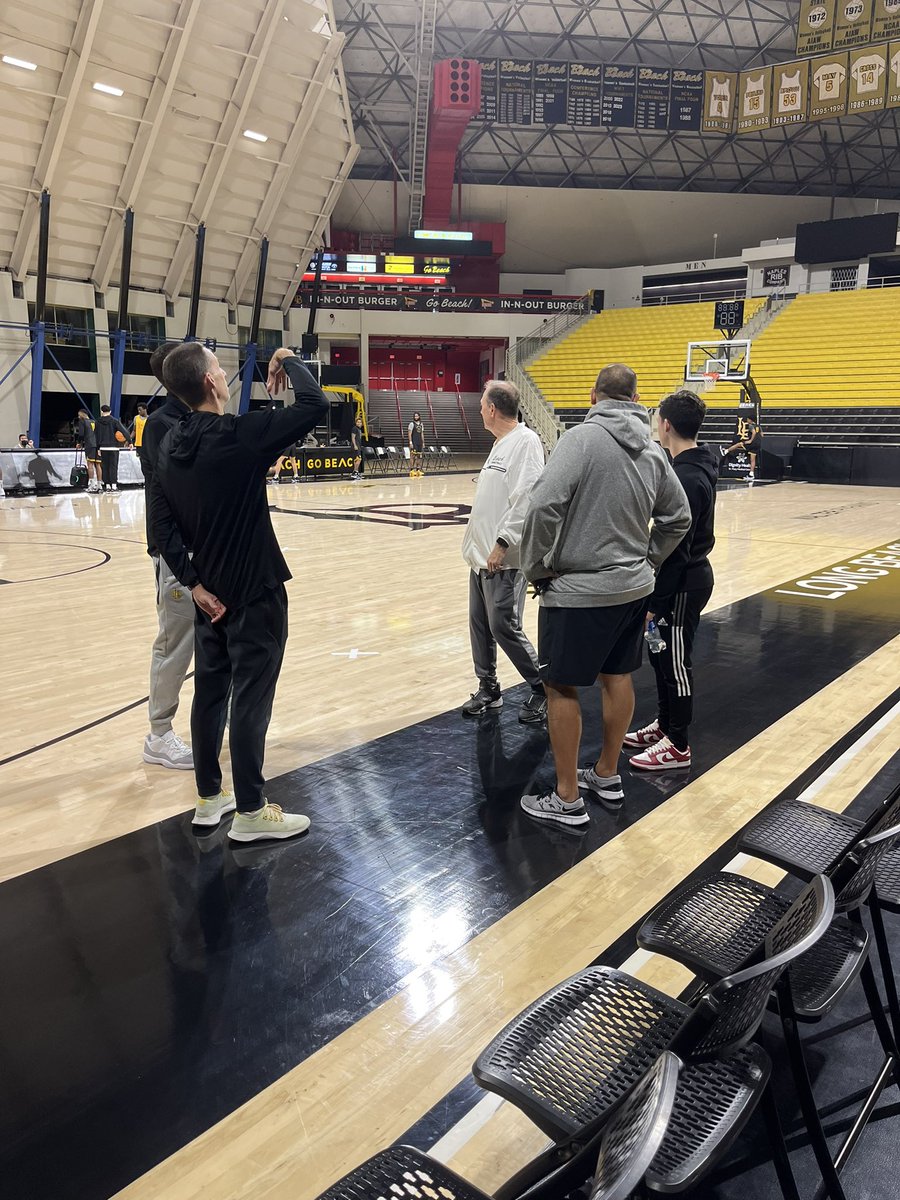 RedRaidersBBall's tweet photo. Excited to be at Long Beach State to watch practice with ex Jesuit and CRR star Isa Silva. https://t.co/VTDHpJkpoG