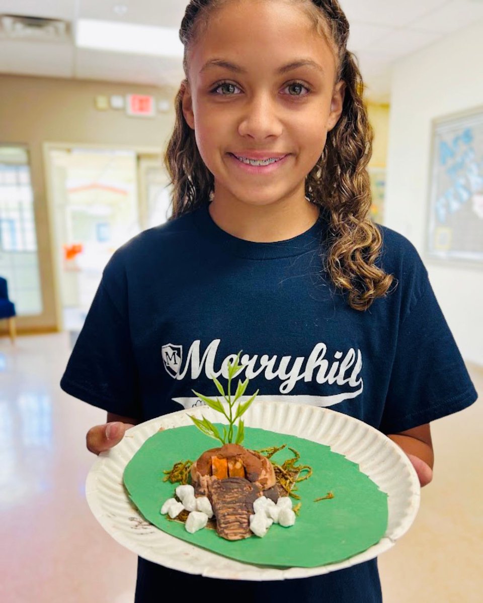 MHSSummerlin's tweet photo. 🌱 From building mini eco-systems to creating historical timelines, our students are engaged, learning, and having a blast! 🎉

#EducationInnovation #MerryhillSummerlin #VegasEducation 🏫🌞 https://t.co/uQTwj4QZCF