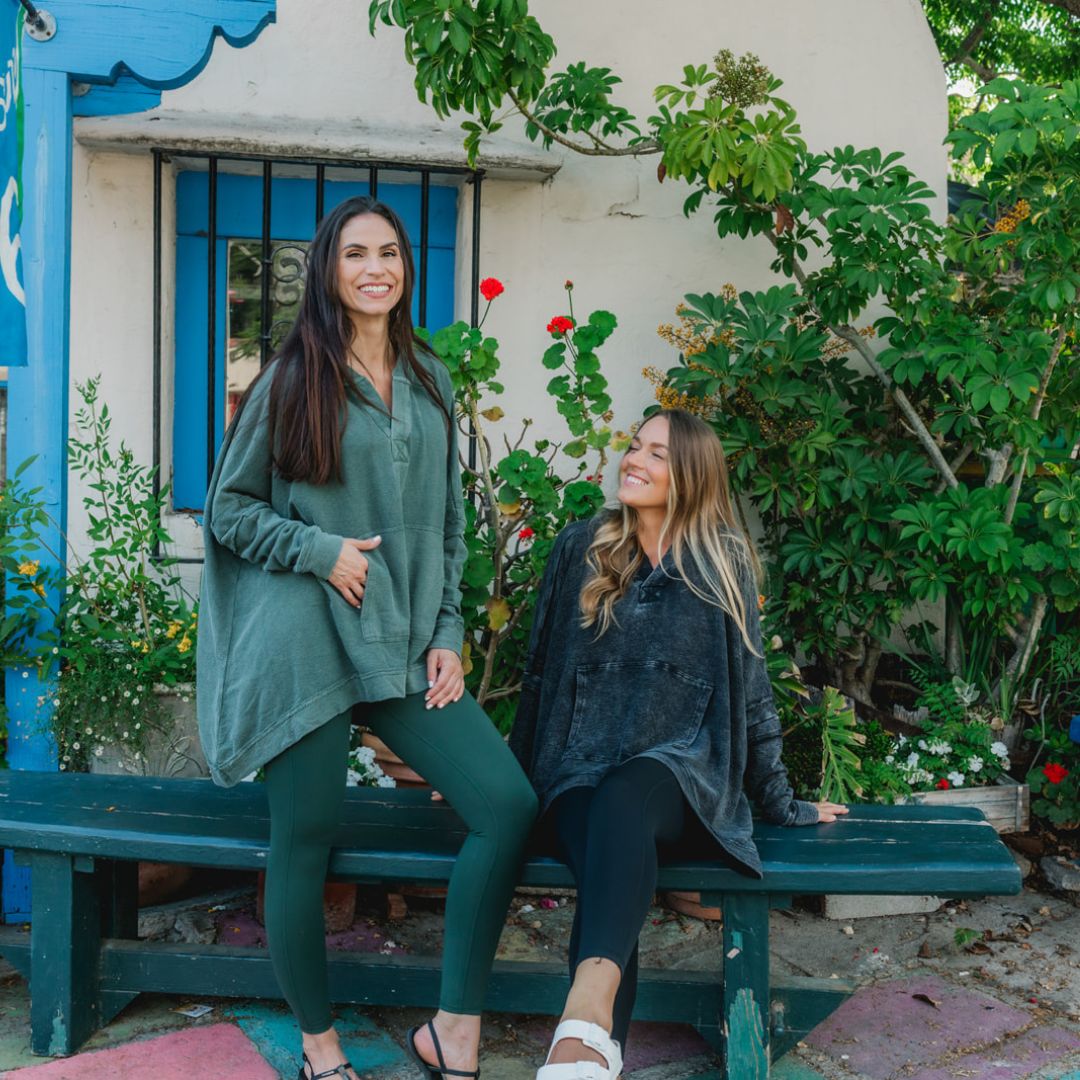 slightlybuddha's tweet image. *NEW* Boho Vibes Poncho. It's Fall 2023 and we'll be wearing this on repeat. 😋 #fallstaple #fall2023 #newitem #newcolor #poncho #boho #yogastyle