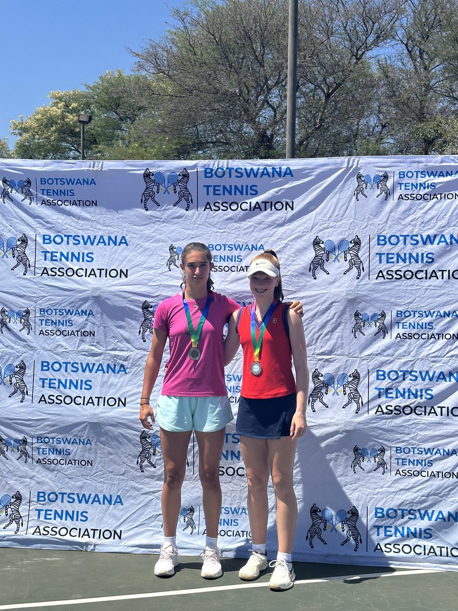 Freya Peet tweet media