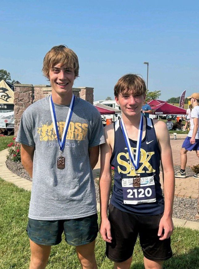 XC Notre Dame invite, 32 schools, hundreds of runners and St. Pius had two sophomores finish 8th &amp; 12th! Golly good night! <a href="/stplancersports/">StPXsports</a>