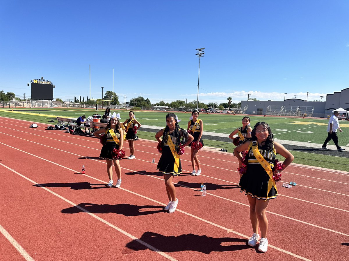 Beautiful morning for football 🏈 The boys played strong. Win for the 7th grade boys. @TheParkMS @jortiz_P_ @plarabazan