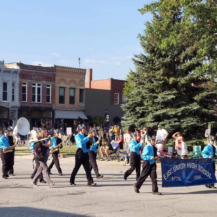 EU_CSD's tweet photo. Our East Union Marching Band has been moving this season. Awesome sounds are happening between pep rallies, football games and parades. Today they competed in the Clarinda Band Jamboree.
Keep up the great work students and Ms. Vaughan! 💙🦅🎼
#EUPride #DontStopBelievin #FineArt https://t.co/yZtaNixcQI