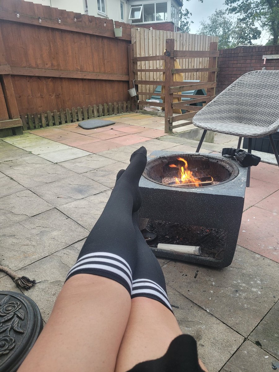 just_staceyPics's tweet photo. I'm chilling with a fire thinking about my scan on Monday.
Track your periods and speak up with ANY changes that aren't normal for you!! #ChatWithFlo #PeriodDignity #Periods #PeriodProudWales https://t.co/4Z6aGASSJj