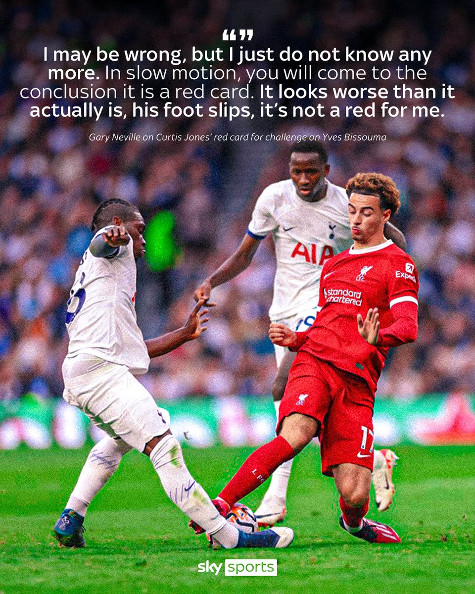 SkySportsPL's tweet image. Not a red card? Gary Neville doesn't think so... 👀