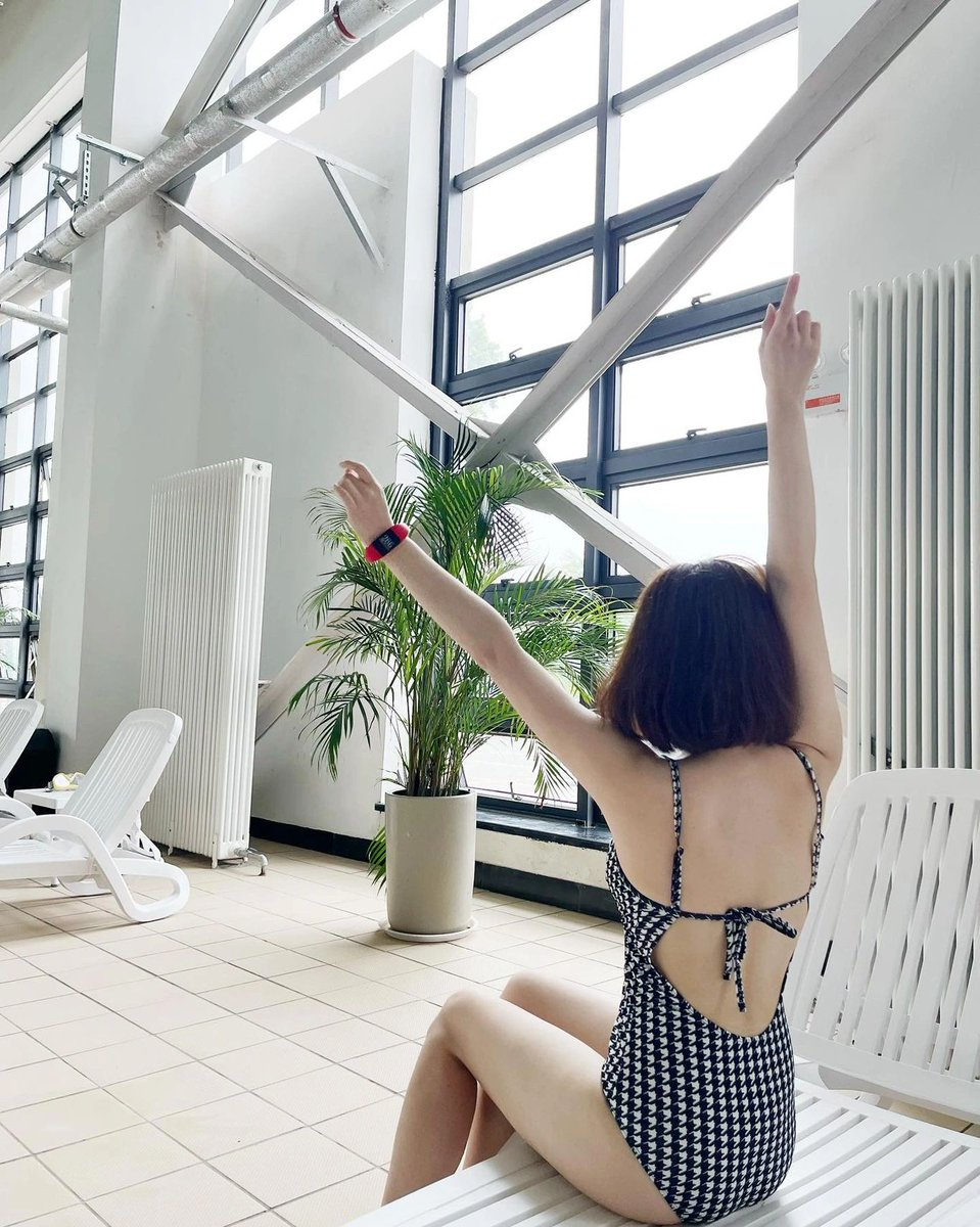 Chilling out on Saturday is like every day will be Saturday.☺️