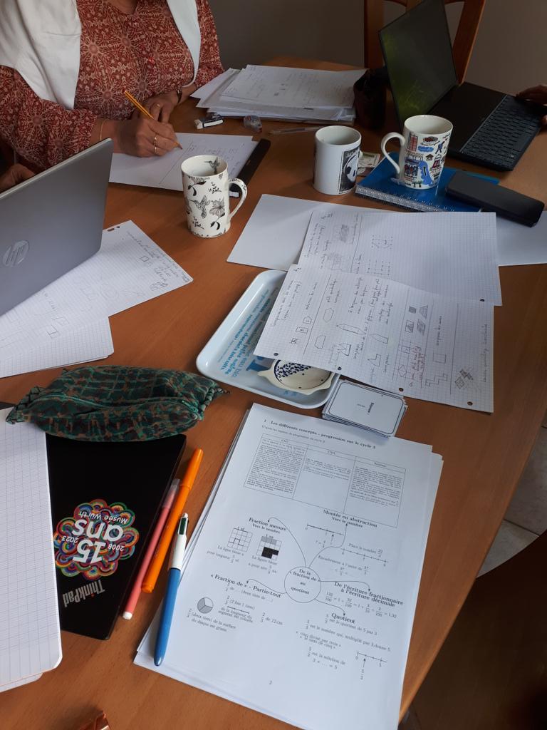 afacciari's tweet photo. Journée de travail @APMEP pour le groupe Fondamentaux et Automatismes. https://t.co/lTusm1rjYE