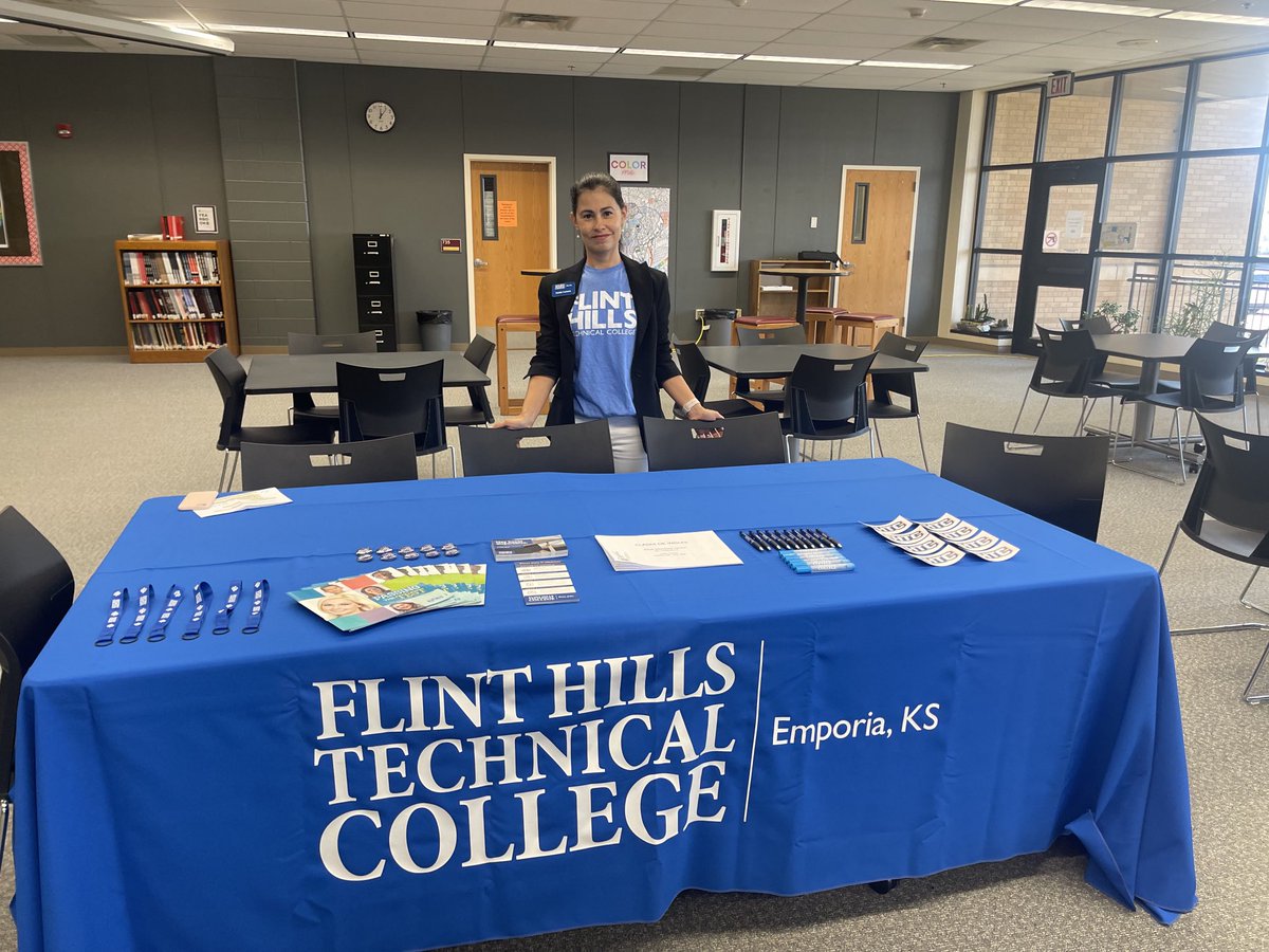 Ready to present at the “La Conferencia de Liderazgo”! So excited to be here representing Flint Hills Adult Education. ⁦<a href="/FlintHillsTech/">Flint Hills Tech</a>⁩ ⁦<a href="/FHTCPresident/">Caron Daugherty</a>⁩