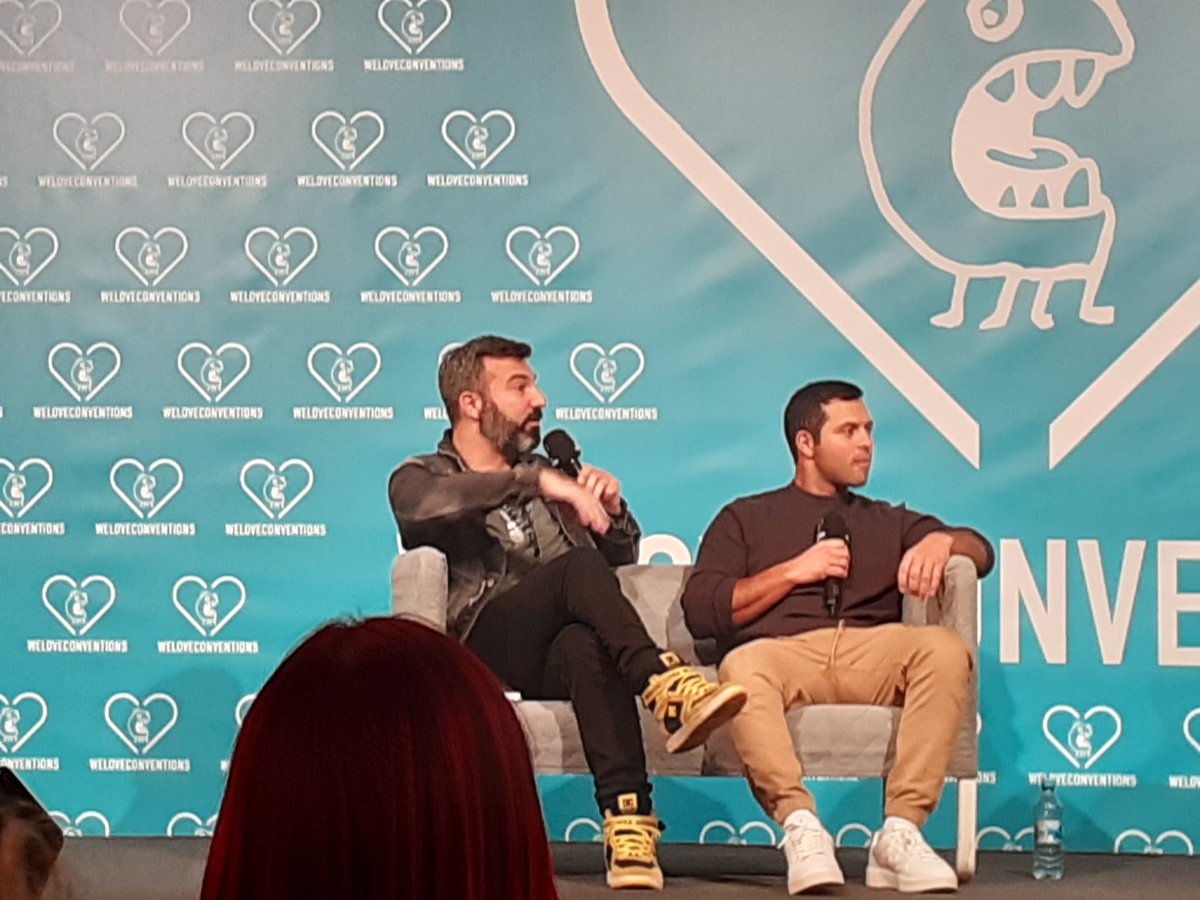 Maini_here's tweet photo. #HunterCon #Shadowhunters https://t.co/iPGyhofQrS