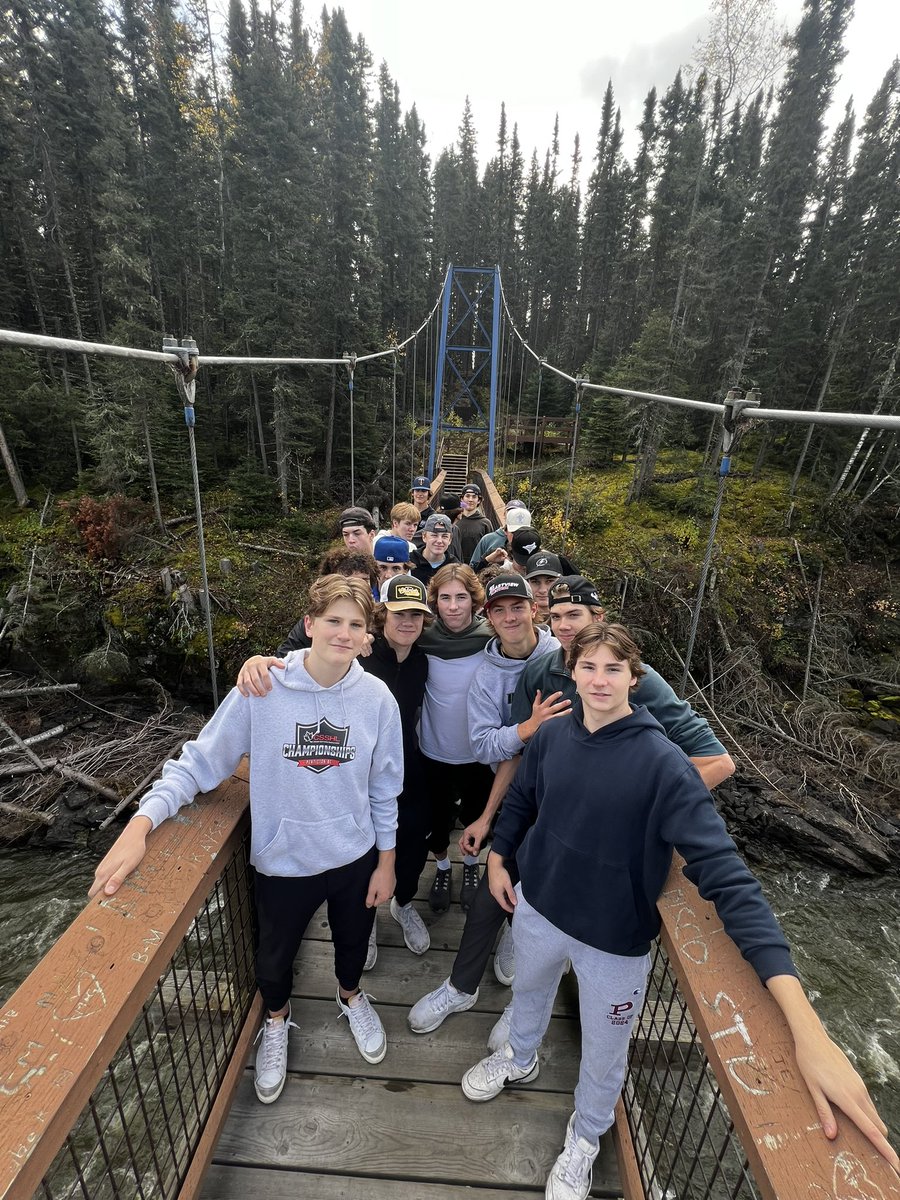 provlightning's tweet photo. The Lightning squad connect and ground themselves with nature this morning before they open up the Season tonight https://t.co/fLVVd2uGFE