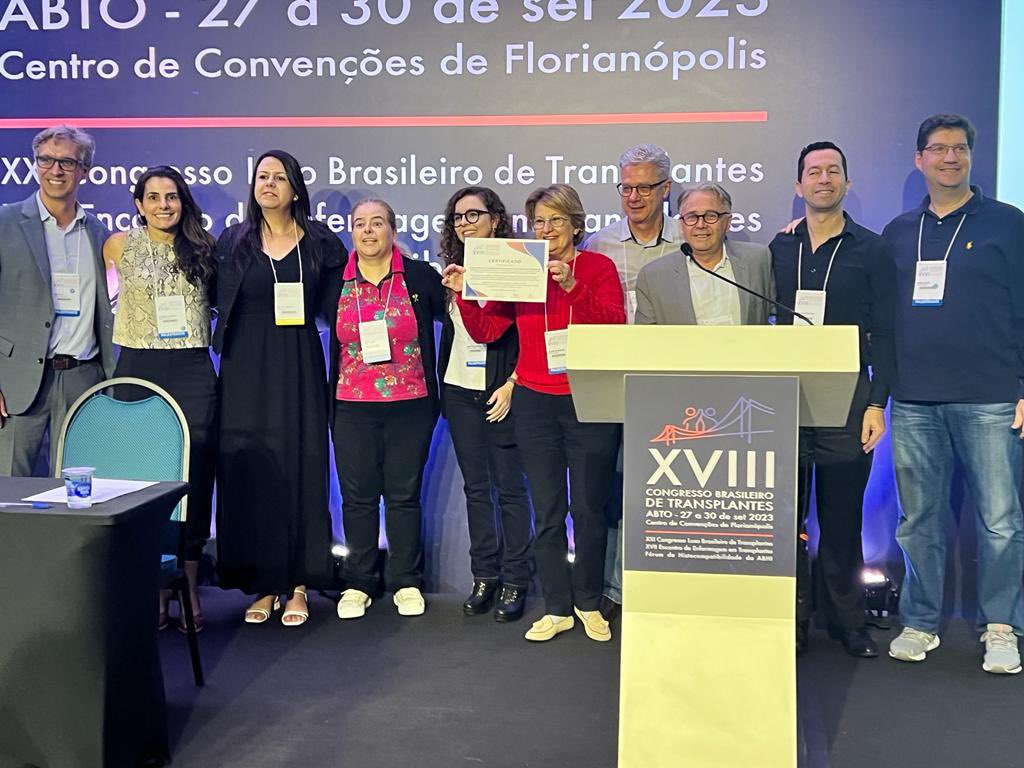epenfermagem's tweet photo. A EPE-UNIFESP orgulhosamente parabeniza as Profas Dras Bartira de Aguiar Roza, Janine Schirmer, as Doutorandas Sibele Paim, Renata Leite e demais autores pela menção honrosa de melhor trabalho apresentado no Congresso Brasileiro de Transplantes organizado pela ABTO. https://t.co/VdO2Xstw01