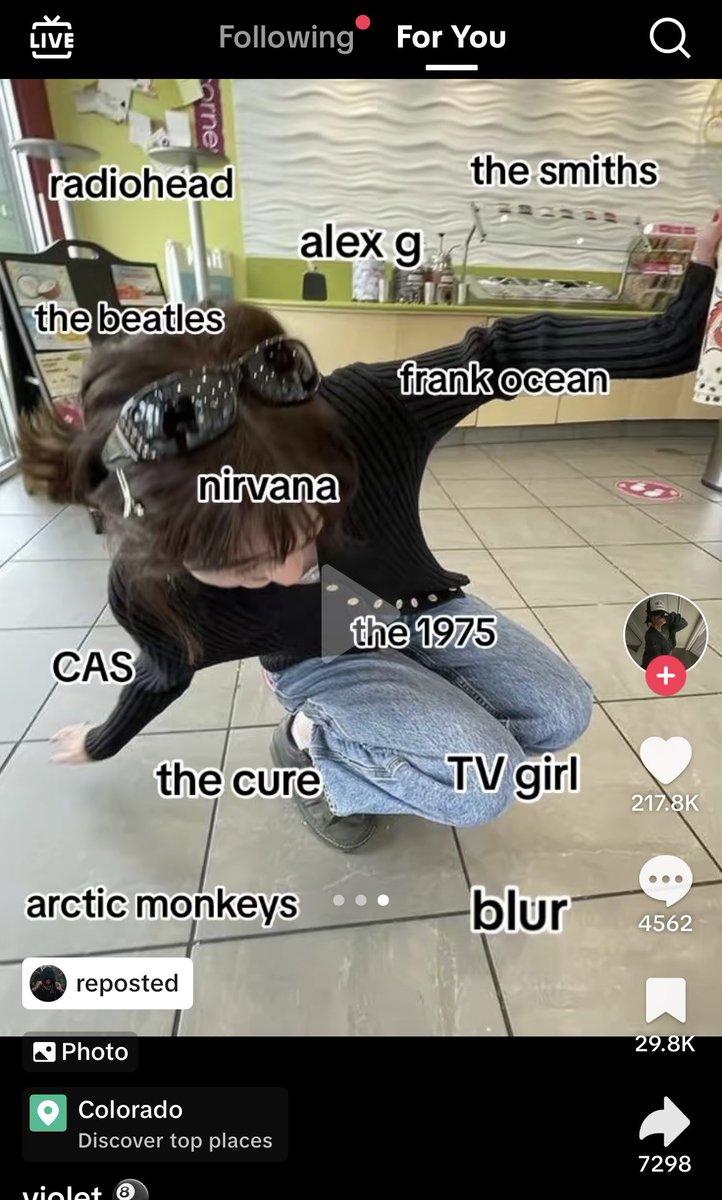 tohellwithoutit's tweet image. These are so cringy wtf 💀
