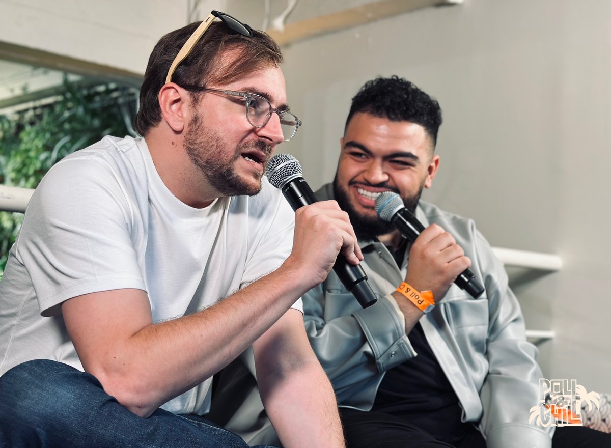 PollAndChill's tweet photo. C'est la fin de cette première partie de #PollAndChill🌴 !

Merci à tous nos intervenant-e-s et invité-e-s d'avoir accepté l'invitation et joué le jeu pour ces talks décalés 🙌

Maintenant, place à l'After Party 🍻🎶 https://t.co/kuOiKJBImf