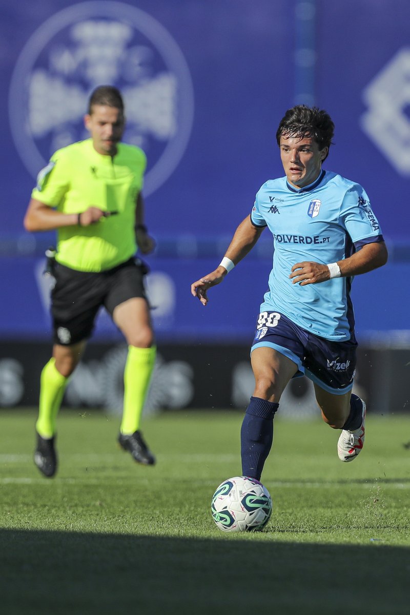 FCVizelaOficial's tweet photo. 🎙️ 𝐃𝐢𝐨𝐠𝐨 𝐍𝐚𝐬𝐜𝐢𝐦𝐞𝐧𝐭𝐨: "Na segunda parte reagimos, criámos muitas ocasiões, empatámos e logo a seguir sofremos. Resta agora ir a Faro tentar trazer os três pontos"
#FCVizela #HonrarARainha #FCVPSC https://t.co/YAANQL4a7r