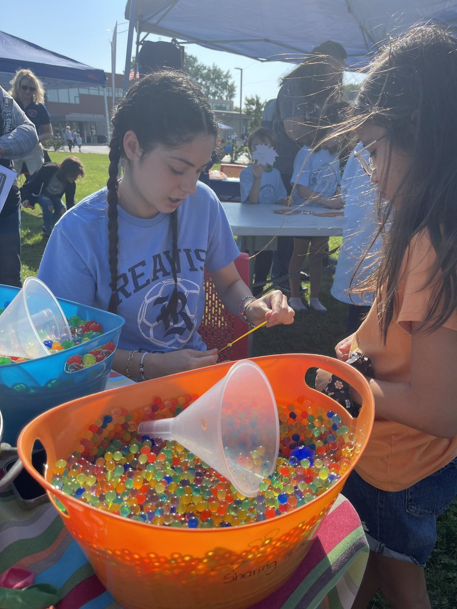 Carina B. tweet media