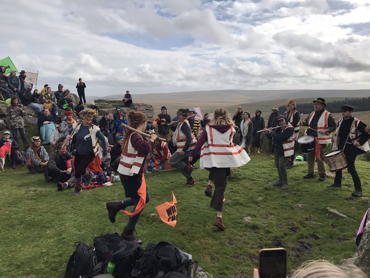 XRExeter's tweet photo. We are calling for Prince William to publicly commit to:
1. Restore the rainforests
2. Restore the Bogs and Heaths
3. Put life & colour back in the fields
4. Bring back wild animals
5. Pay farmers to produce nature as well as food π€
#lostrainforestsofbritain #ActNow https://t.co/Yw9DTbhKTY