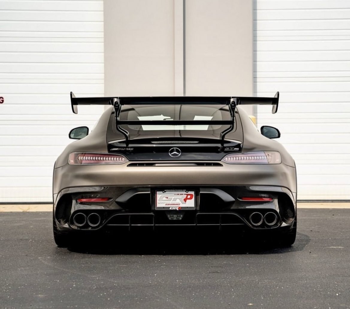 LuxuryCars365's tweet photo. Mercedes-AMG GT Black Series 💰 https://t.co/fswRcqaauZ