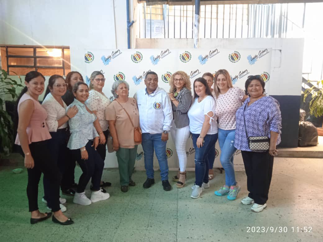 cleverlaraad's tweet photo. #30Sept. Reunión de trabajo con los Secretarios Generales y de Organización de los CEM del área metropolitana del Táchira, junto al jefe del #MAELECAD  Seccional  @yonnhyliscano seguimos fortaleciendo las estructuras de #AccionDemocratica rumbo al 2.024. #ADSeCrece https://t.co/ULDzq0doPf