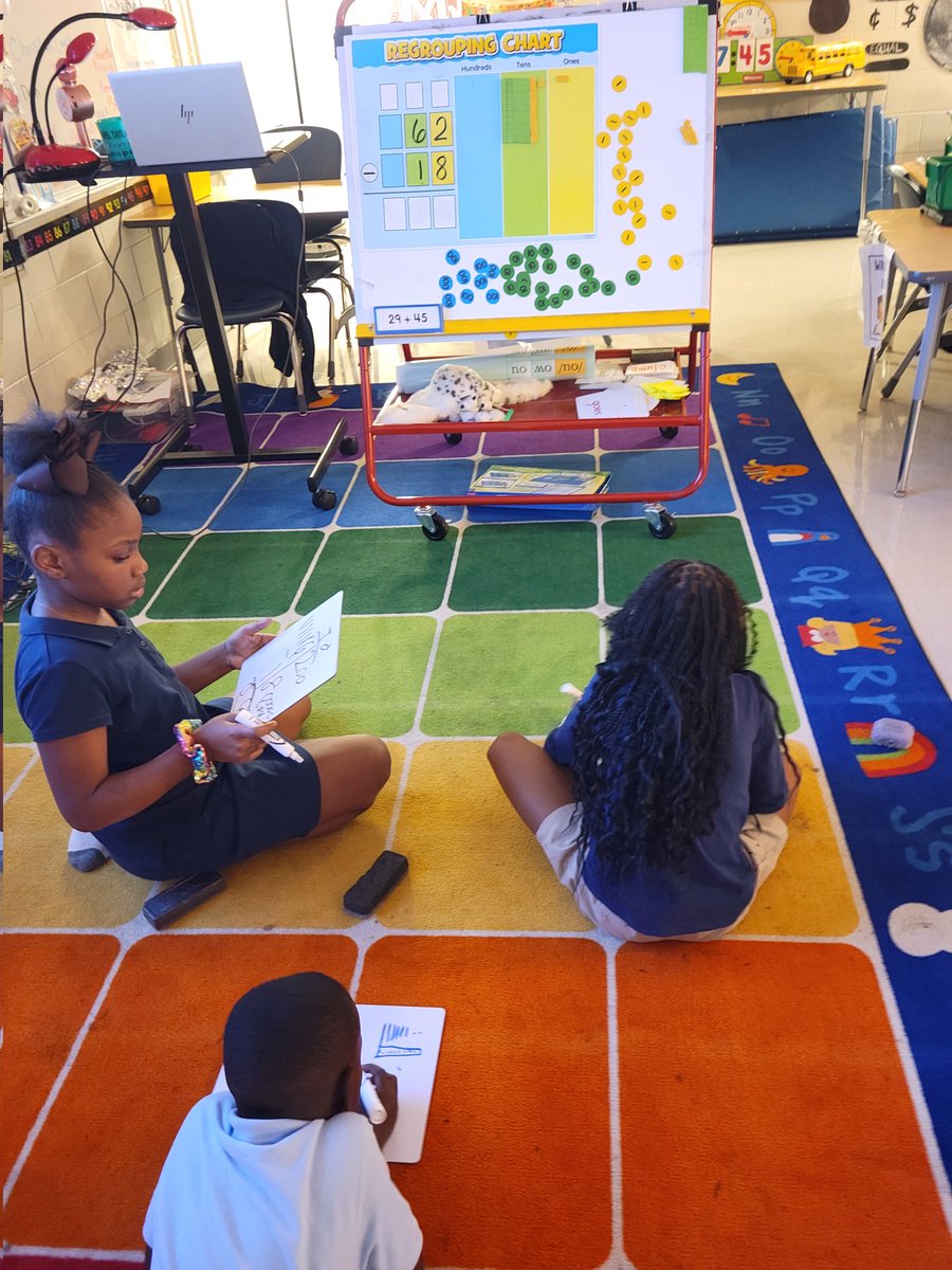 JotaTaylor1's tweet photo. Part 1
Regroup, Regroup
Gotta add if you wanna coup...#flocabulary
#manipulatives
#basetens
#multiplestrategies https://t.co/5VW66vNp0j