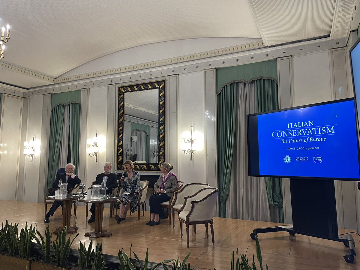 nazione_futura's tweet photo. Si conclude l’evento “Italian Conservatism. The Future of Europe” ricordando Roger Scruton insieme a sua moglie Sophie @Scruton_Legacy , il miglior amico Bernard Brown e John O’Sullivan!
#italianconservatism https://t.co/UNrC3dlI7h