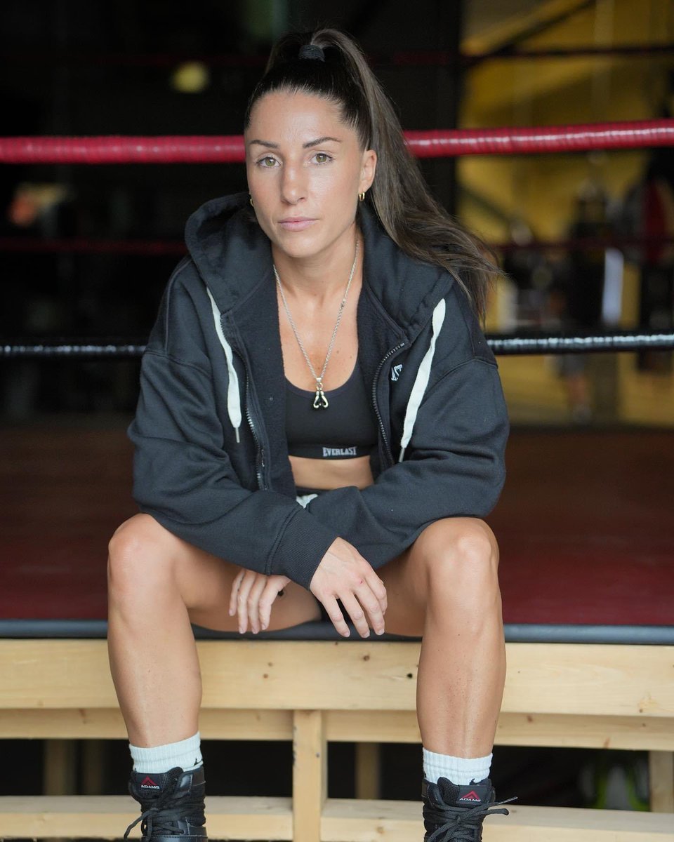 Kim Clavel tweet media