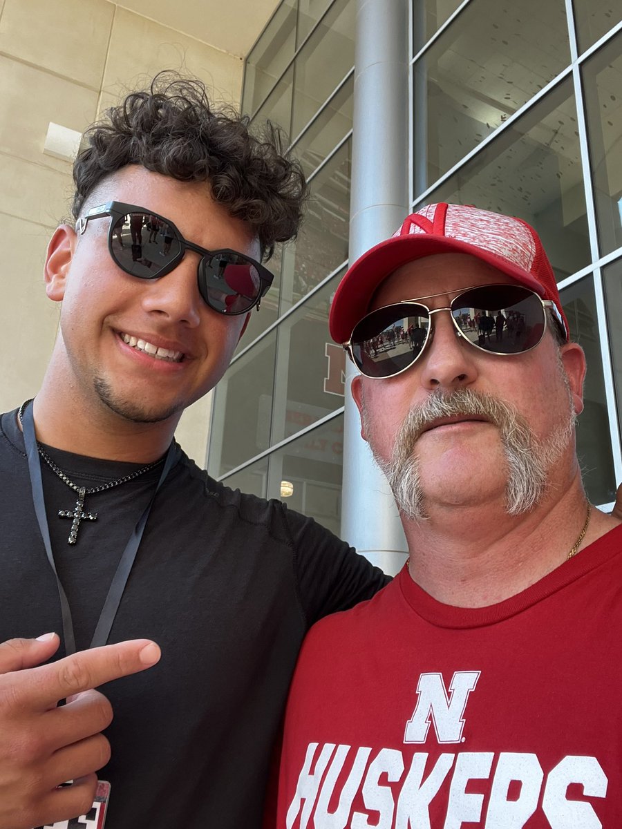 enived5's tweet photo. QB1 in the house. #Huskers #GBR https://t.co/FlU9CCA6Bt