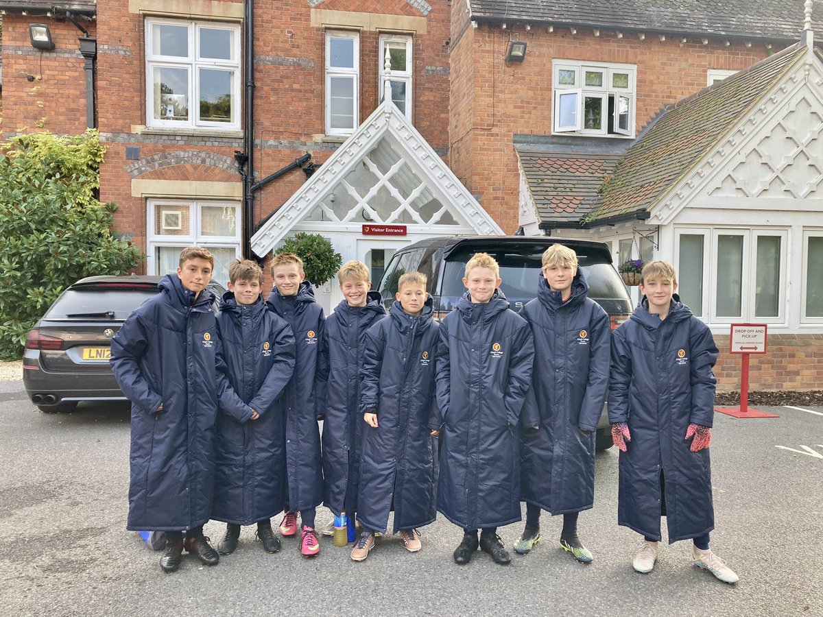 KingsCollPrepCC's tweet photo. Thank you to @moulsfordboard for hosting our football ⚽️ team. They loved their stay #makingbeds #bigbreakfast 
@KingsCollPrep 
@KingsTaunton 
@Moulsford https://t.co/3SEVmudH83