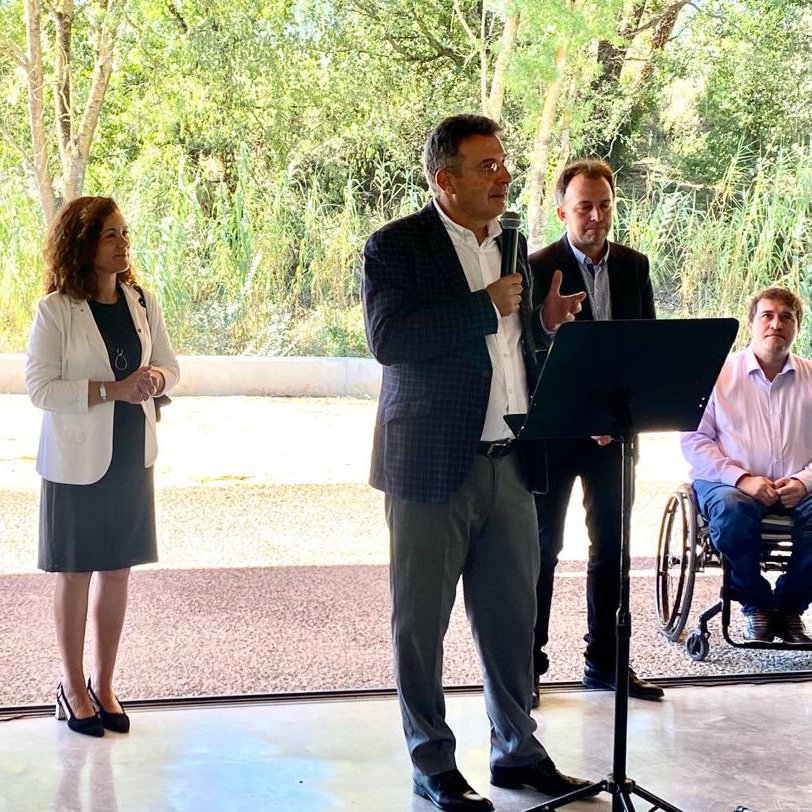 davidbonvehi's tweet photo. Avui l'Alcalde de Sant Ferriol (La Garrotxa) @AlbertFabrega m'ha convidat a la inauguració del Centre Cívic. El PDeCAT va impulsar el projecte incorporant-lo en els Pressupostos Estatals de la mà de l'Ajuntament, d'en @davidcoromina i @sergimiquel. Felicitats Alcalde i poble!! https://t.co/FmvgYNXEFE