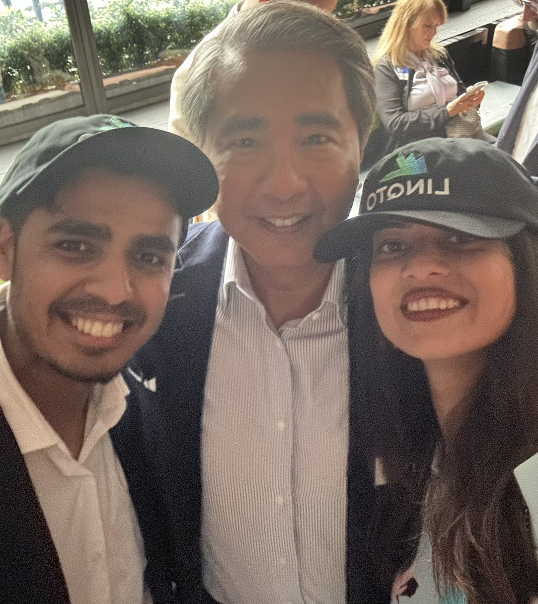 Cryptonaut_25's tweet photo. Thank you for hosting the Ripple pre-party event @linqtoinc It was pleasure meeting all of you at this event
@Ripple https://t.co/kKlhq6KxGJ