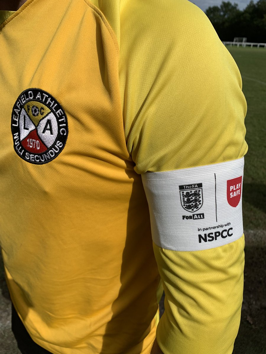 LeafieldAFC's tweet photo. Despite no game today, we are delighted to be supporting the #faplaysafe campaign in partnership with the @NSPCC.
Football is a game for everyone 🤝
Watch. Talk. Listen. Act #footballforall
Sponsored by @blackandgoldsmortgages ⚫️🟡 https://t.co/vZVop2Q2c9