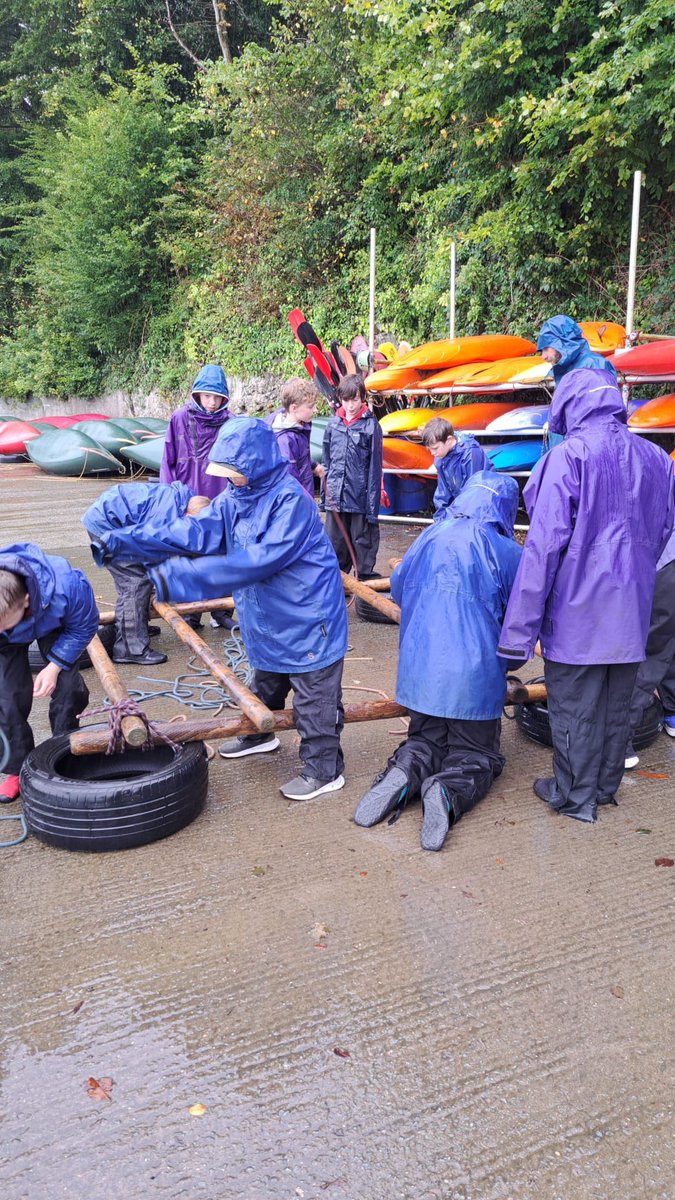 MusicalRoutes's tweet photo. Great afternoon putting our ensemble teamwork skills to the test with a bit of raft building. Brilliant fun and some got a bit more wet than others🥴🤣!
Now back for showers, dry clothes and tea👏@conwaycentre @EdsentialUK #teamwork https://t.co/ZM8IYnE3EZ