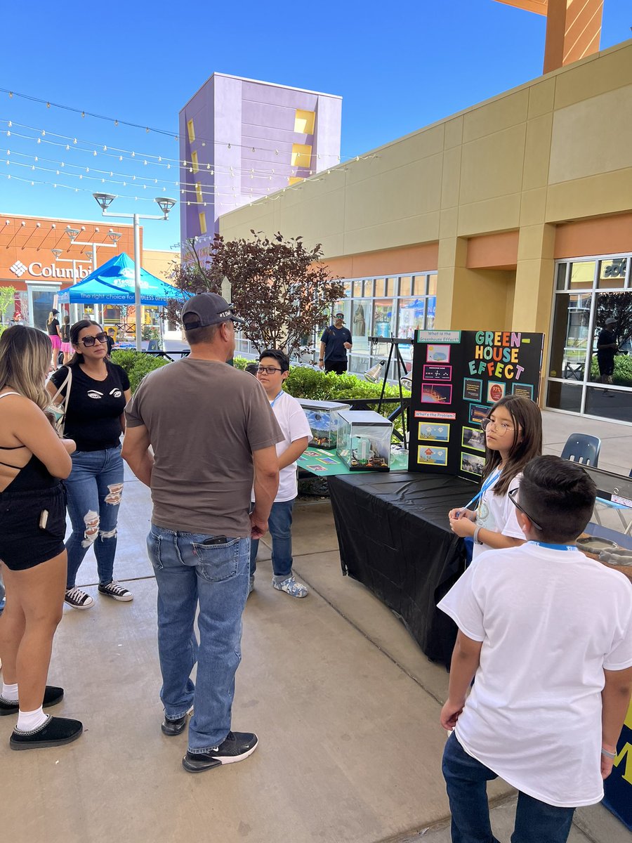 KTORRES_VDS_ESA's tweet photo. Exciting day in this yearโs Weather Fest. The Skywatchers are shedding light on the greenhouse effect and its impact on our planet. Come learn together and make a greener future! ๐ฑ๐ #WeatherFest #VistadelSolEnvironmentalScienceAcademy https://t.co/Z3Oqr5GdVY