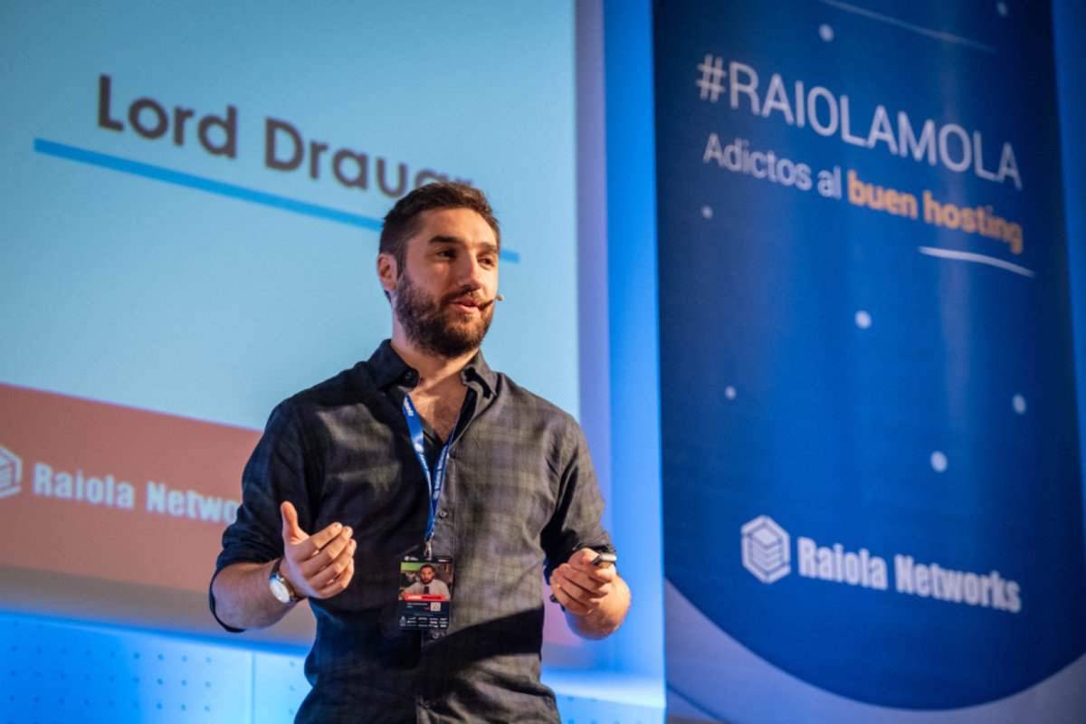 rmcgalicia's tweet photo. En las miniaturas de tus vídeos, lo mejor es utilizar pocos colores, pero hacer que destaquen. 

Nos lo dice @LDraugr, que para eso lo ha petado en YouTube 💥

#RMC23 https://t.co/szWYGlSEhq