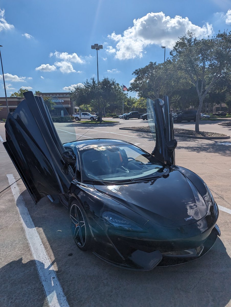 Is it a McLaren kinda day? 

Gm ☕