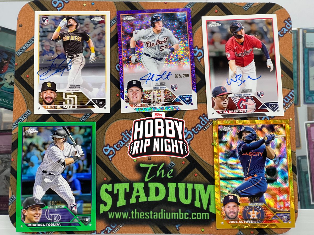 Biggest hit of the day so far, a 2023 Bowman Chrome Prospect Autographs Green Shimmer Refractor of Junior Caminero!

#toppsripnight #toppshobbynight #Topps