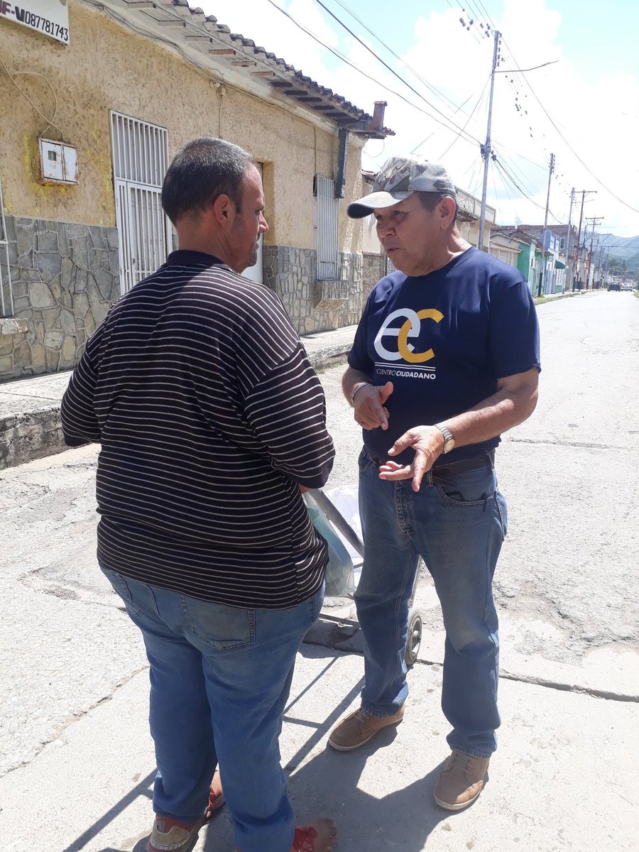 📍 Z A M O R A | ARAGUA

Hoy SÁBADO #30Sep | Hemos recorrido el sector #ElRincon de la parroquia #VillaDeCura #Aragua llevando un mensaje de : ESPERANZA, UNIDAD y LIBERTAD.

#UnidosSomosMejores 💙