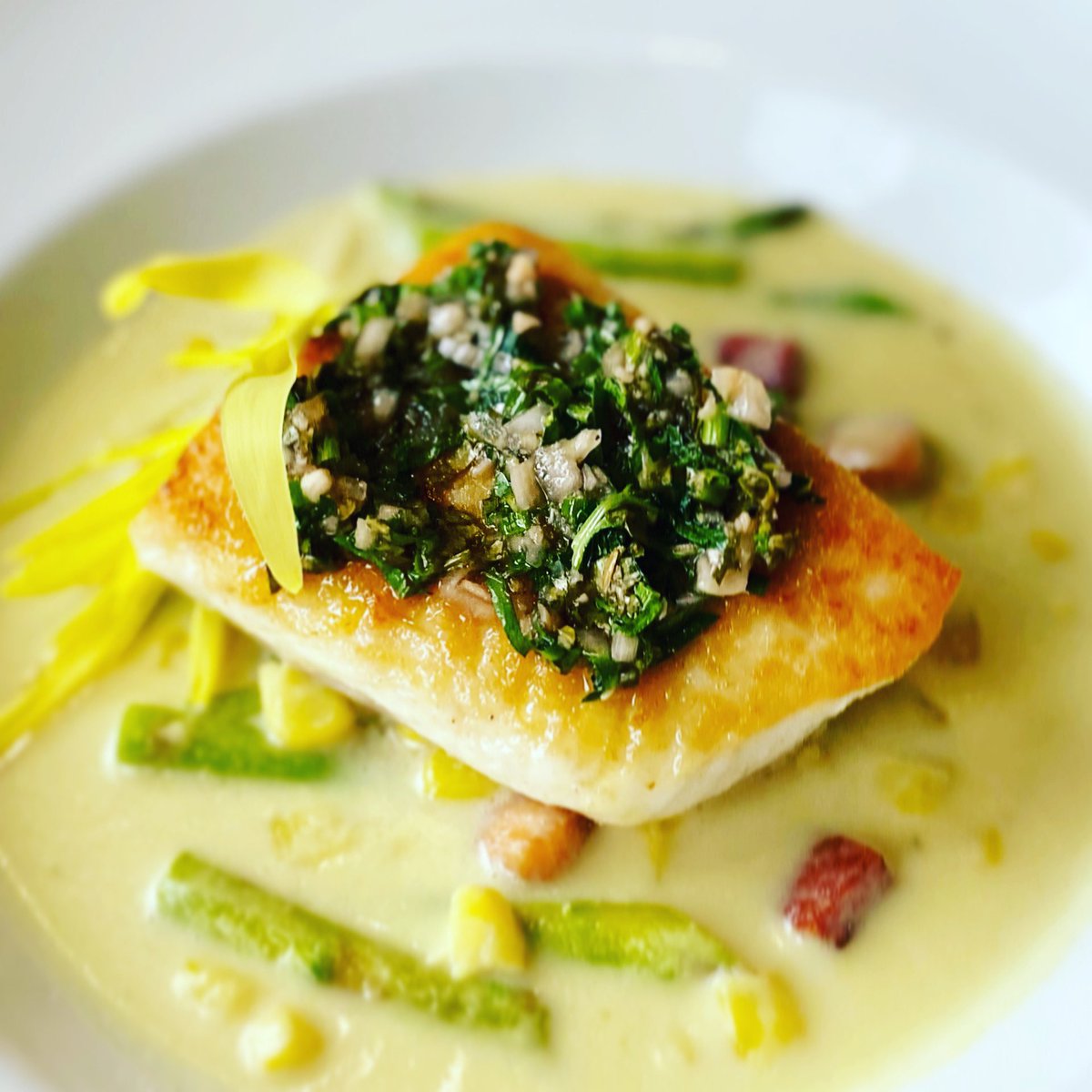 ModernSteakCA's tweet image. Craving fresh fish and seafood? Check out our sister restaurant @OceanModern 

Located in Kensington and on Macleod Tr South. 

#yyc